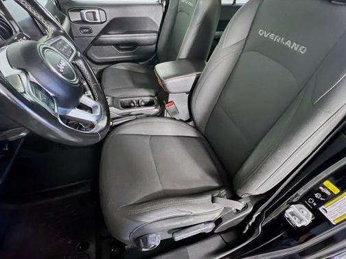 2022 Jeep Gladiator Overland