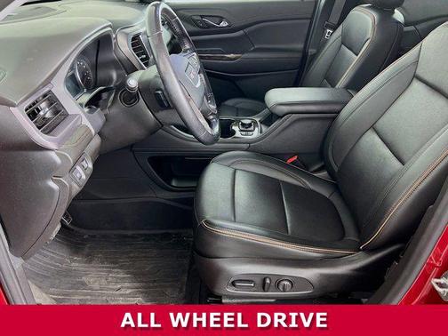 2021 GMC Acadia AWD AT4