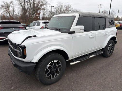2022 Ford Bronco Outer Banks