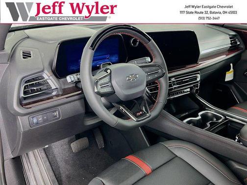 2025 Chevrolet Traverse RS