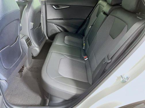 2025 Kia Niro Touring