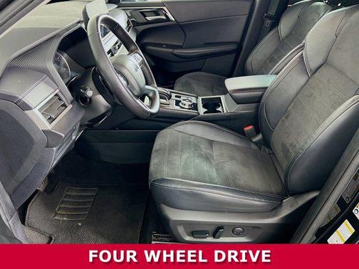 2023 Mitsubishi Outlander 