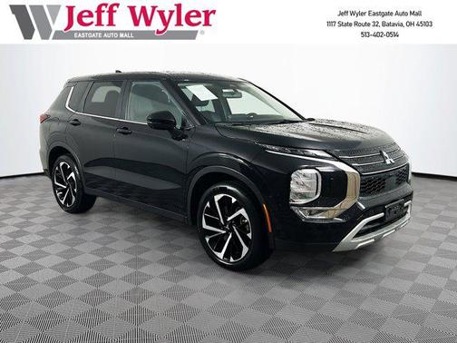 2023 Mitsubishi Outlander 