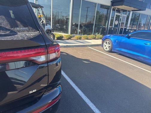 2023 Mitsubishi Outlander SE