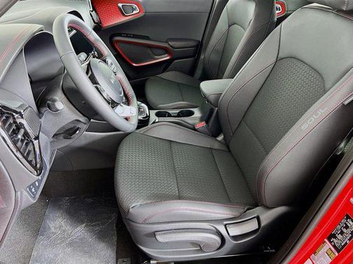 2025 Kia Soul GT-Line