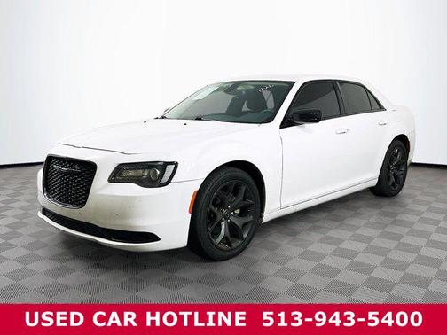 2023 Chrysler 300 Touring