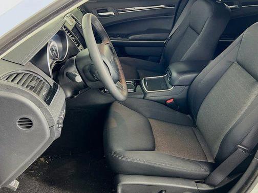 2023 Chrysler 300 Touring