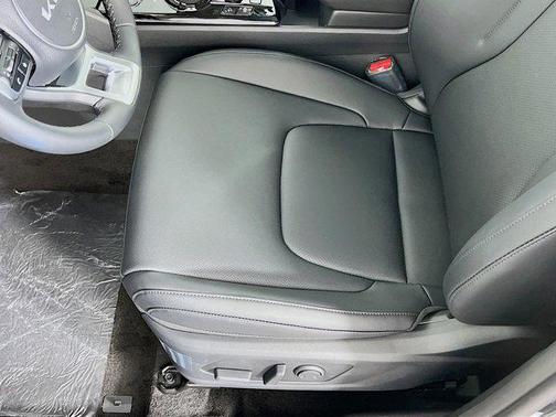 2025 Kia Sportage Hybrid EX