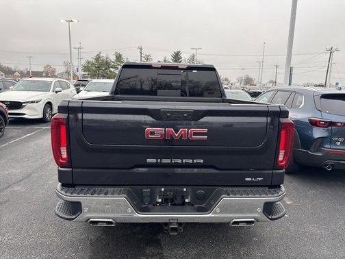 2022 GMC Sierra 1500 SLT