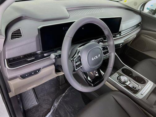 2026 Kia Carnival Hybrid EX
