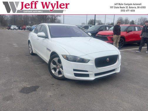 2017 Jaguar XE 25t