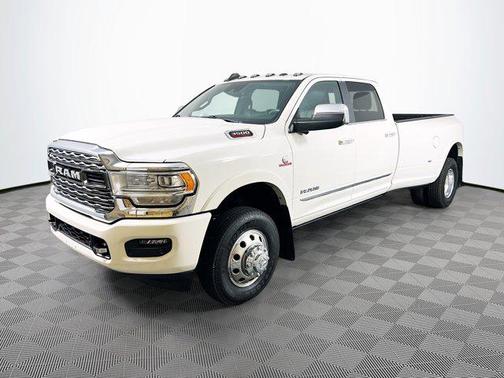 2020 RAM 3500 Limited Crew Cab 4x4 8' Box