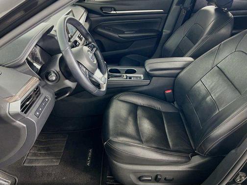 2019 Nissan Altima 2.0 Platinum