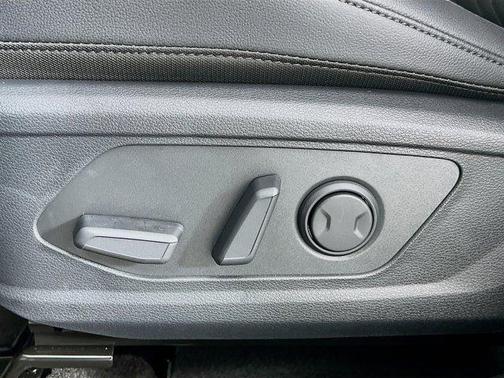 2025 Kia Sportage Plug-In Hybrid X-Line