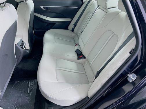 2025 Hyundai SONATA Hybrid SE
