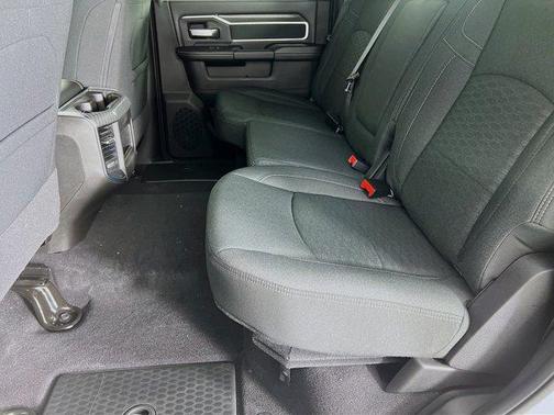 2026 RAM 2500 Big Horn Crew Cab 4x4 6'4' Box