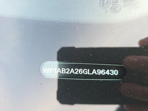 2016 Porsche Cayenne Cayenne