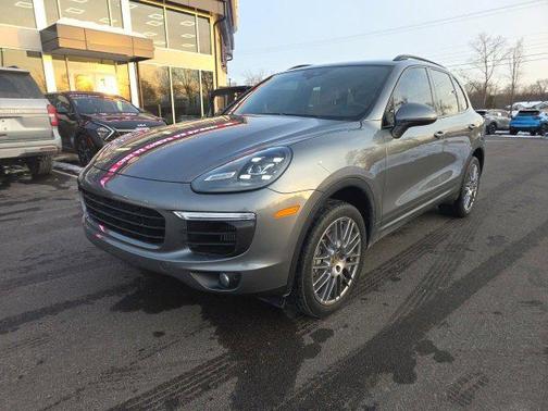 2016 Porsche Cayenne Cayenne