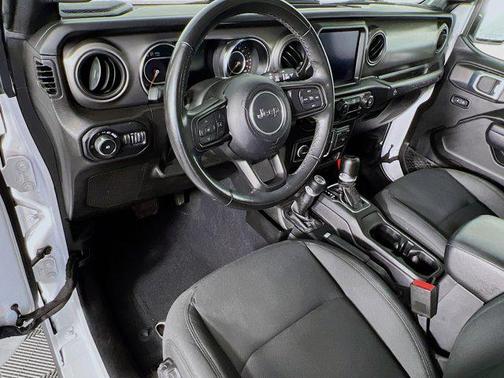 2022 Jeep Wrangler Unlimited High Tide 4x4