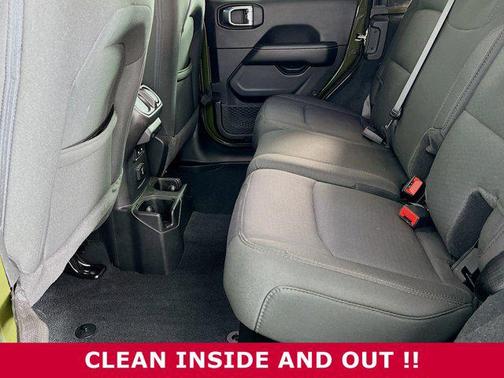 2023 Jeep Wrangler 4-Door Sahara 4x4