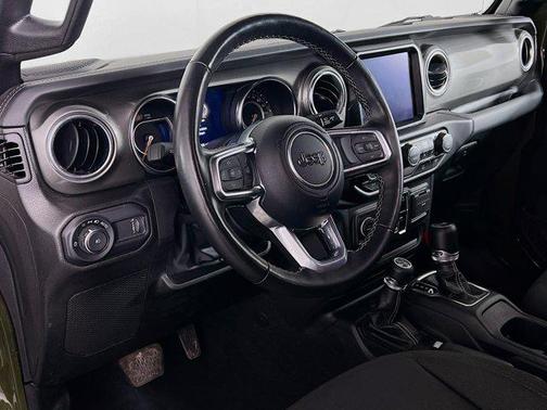 2023 Jeep Wrangler 4-Door Sahara 4x4