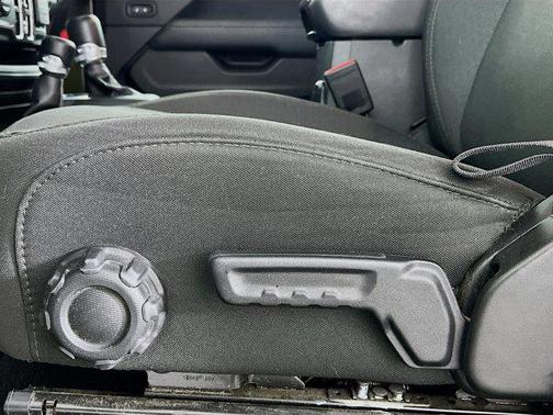 2023 Jeep Wrangler 4-Door Sahara 4x4