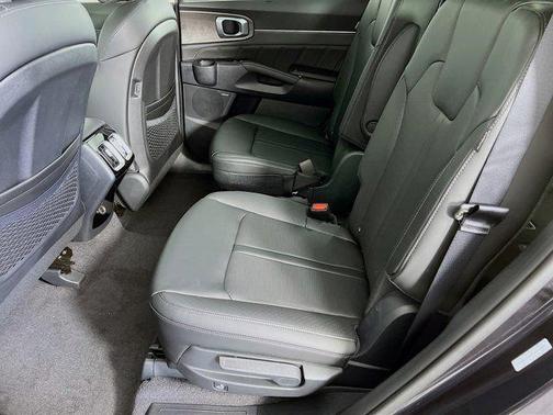 2026 Kia Sorento SX