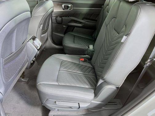 2026 Kia Sorento SX