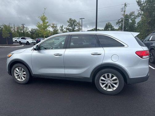 2018 Kia Sorento L