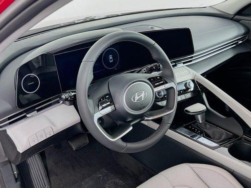 2025 Hyundai ELANTRA HEV Limited