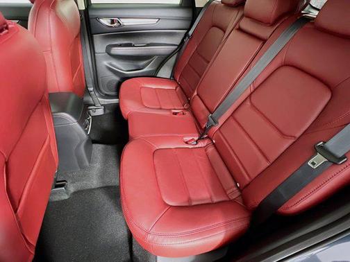 2025 Mazda CX-5 Carbon Edition