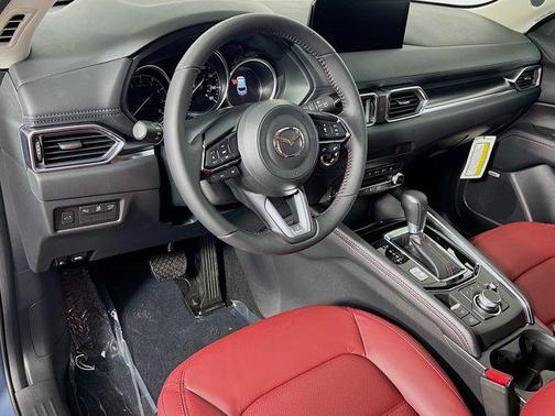 2025 Mazda CX-5 Carbon Edition