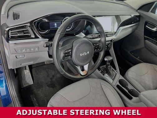 2022 Kia Niro LXS