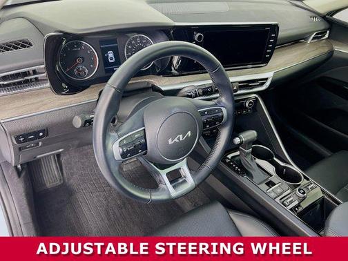 2023 Kia K5 EX