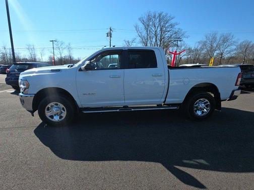 2019 RAM 2500 Big Horn Crew Cab 4x4 6'4' Box