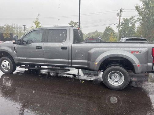 2022 Ford F-350 XL