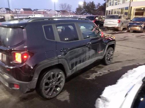 2023 Jeep Renegade (RED) Edition 4x4