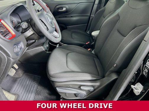 2023 Jeep Renegade (RED) Edition 4x4