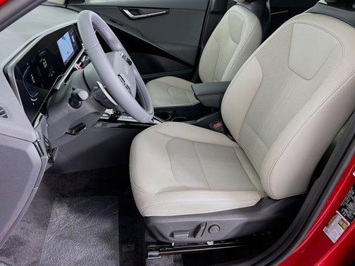 2025 Kia Niro EX