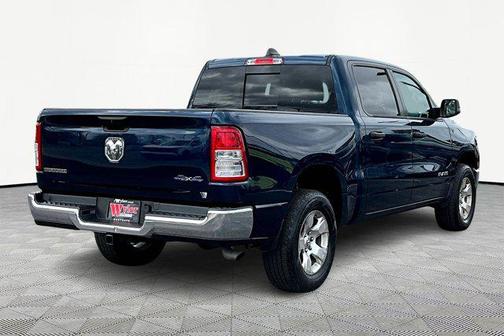 Patriot Blue Pearlcoat 2023 RAM 1500 Big Horn/Lone Star