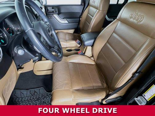 2011 Jeep Wrangler Unlimited Sahara