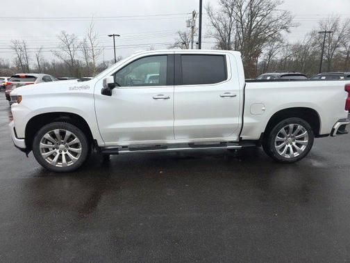 2022 Chevrolet Silverado 1500 High Country