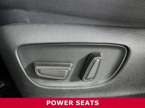 2023 Toyota Highlander Hybrid LE