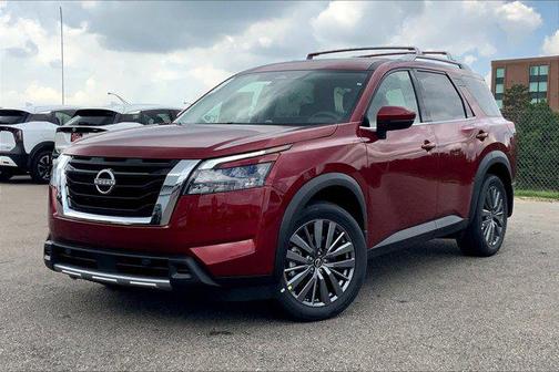 2025 Nissan Pathfinder SL 4WD