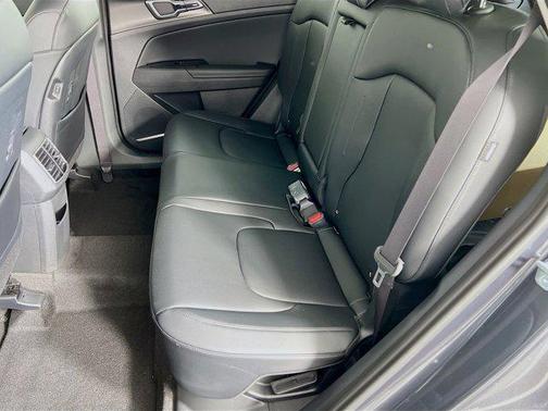 2025 Kia Sportage Hybrid EX