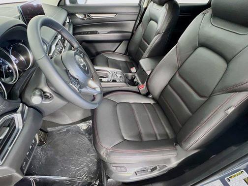 2025 Mazda CX-5 Carbon Edition