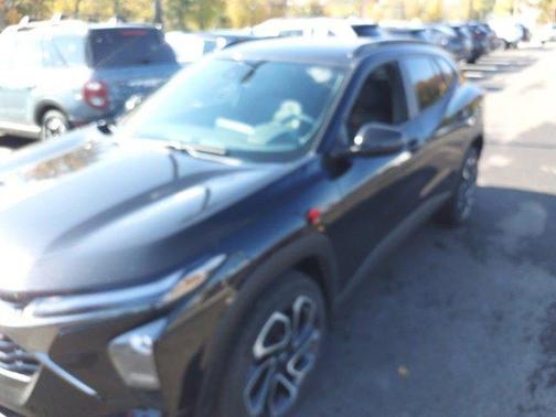 2025 Chevrolet Trax FWD 2RS