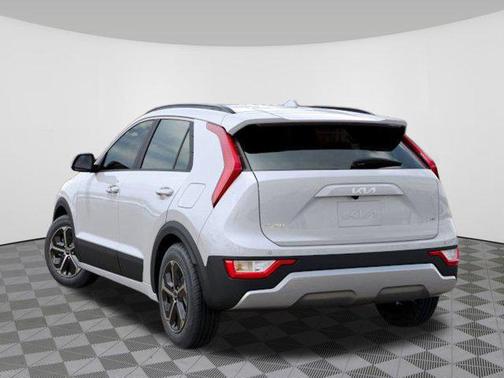 2025 Kia Niro EX