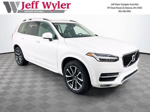 2018 Volvo XC90 T5 Momentum
