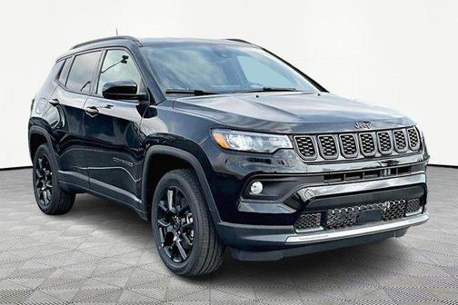 Diamond Black Crystal Pearlcoat 2026 Jeep Compass Latitude
